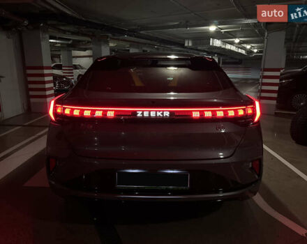 Серый Zeekr 001, объемом двигателя 0 л и пробегом 1 тыс. км за 59500 $, фото 38 на Automoto.ua