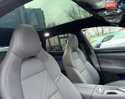 Серый Zeekr 001, объемом двигателя 0 л и пробегом 1 тыс. км за 46500 $, фото 26 на Automoto.ua