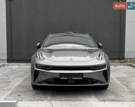 Серый Zeekr 001, объемом двигателя 0 л и пробегом 1 тыс. км за 49990 $, фото 1 на Automoto.ua