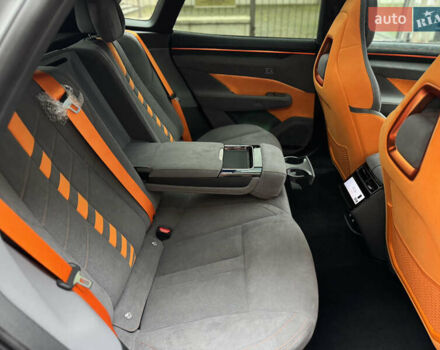 Серый Zeekr 001, объемом двигателя 0 л и пробегом 1 тыс. км за 59500 $, фото 26 на Automoto.ua