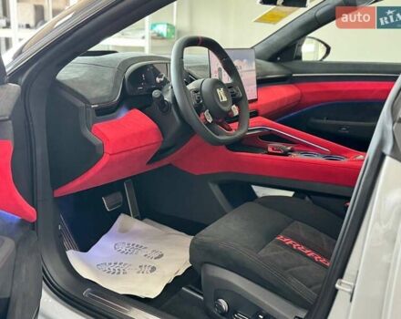 Серый Zeekr 001, объемом двигателя 0 л и пробегом 1 тыс. км за 116999 $, фото 14 на Automoto.ua