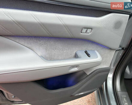 Серый Zeekr 001, объемом двигателя 0 л и пробегом 1 тыс. км за 46500 $, фото 37 на Automoto.ua