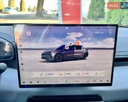 Серый Zeekr 001, объемом двигателя 0 л и пробегом 1 тыс. км за 51999 $, фото 43 на Automoto.ua