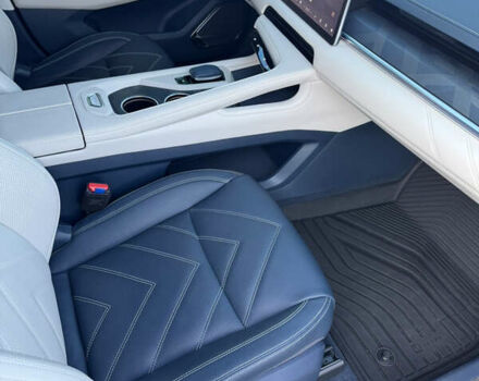 Синий Zeekr 001, объемом двигателя 0 л и пробегом 30 тыс. км за 39999 $, фото 25 на Automoto.ua