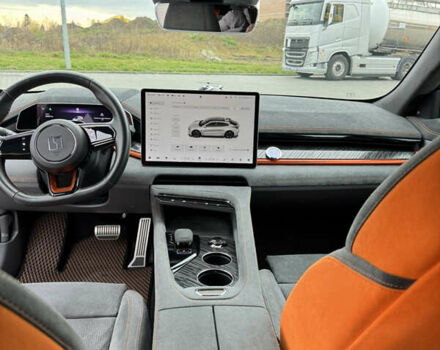 Синий Zeekr 001, объемом двигателя 0 л и пробегом 34 тыс. км за 48000 $, фото 10 на Automoto.ua