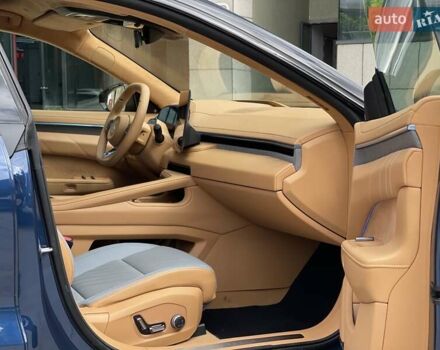 Синий Zeekr 001, объемом двигателя 0 л и пробегом 1 тыс. км за 46700 $, фото 5 на Automoto.ua