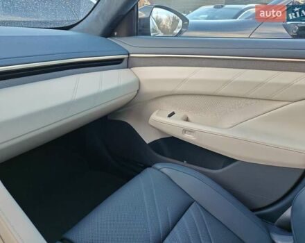 Синій Zeekr 001, об'ємом двигуна 0 л та пробігом 12 тис. км за 38700 $, фото 13 на Automoto.ua