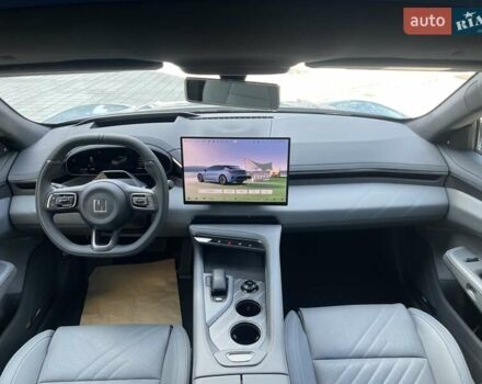 Синий Zeekr 001, объемом двигателя 0 л и пробегом 12 тыс. км за 43700 $, фото 4 на Automoto.ua