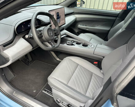 Zeekr 001 2025 в Киеве на Automoto.ua Синий Zeekr 001, объемом двигателя 0 л и пробегом 2 тыс. км за 53999 $, фото 18 на Automoto.ua