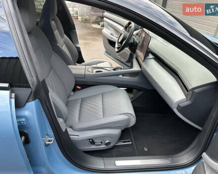 Zeekr 001 2025 в Киеве на Automoto.ua Синий Zeekr 001, объемом двигателя 0 л и пробегом 2 тыс. км за 53999 $, фото 24 на Automoto.ua