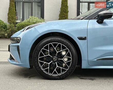 Zeekr 001 2025 в Киеве на Automoto.ua Синий Zeekr 001, объемом двигателя 0 л и пробегом 12 тыс. км за 45450 $, фото 3 на Automoto.ua