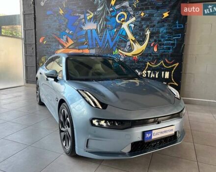 Синий Zeekr 001, объемом двигателя 0 л и пробегом 70 тыс. км за 33999 $, фото 1 на Automoto.ua