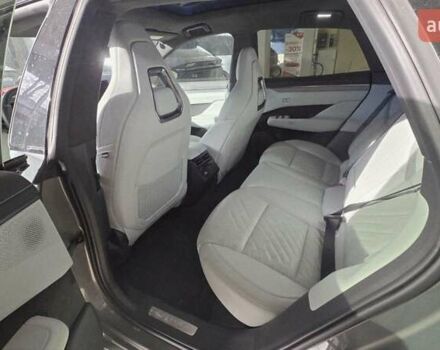 Зелений Zeekr 001, об'ємом двигуна 0 л та пробігом 12 тис. км за 42999 $, фото 12 на Automoto.ua