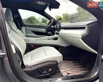 Зеленый Zeekr 001, объемом двигателя 0 л и пробегом 1 тыс. км за 49200 $, фото 6 на Automoto.ua