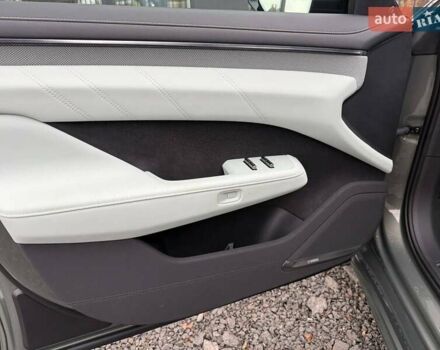 Зелений Zeekr 001, об'ємом двигуна 0 л та пробігом 13 тис. км за 46000 $, фото 28 на Automoto.ua