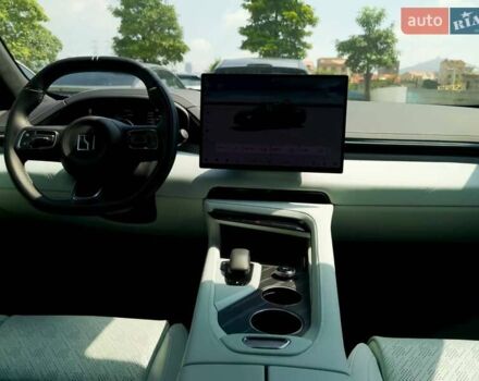 Зеленый Zeekr 001, объемом двигателя 0 л и пробегом 10 тыс. км за 41500 $, фото 10 на Automoto.ua