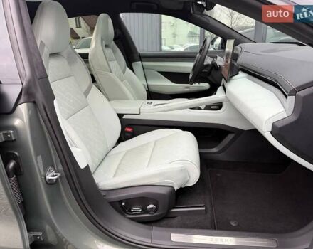 Зелений Zeekr 001, об'ємом двигуна 0 л та пробігом 13 тис. км за 46000 $, фото 36 на Automoto.ua