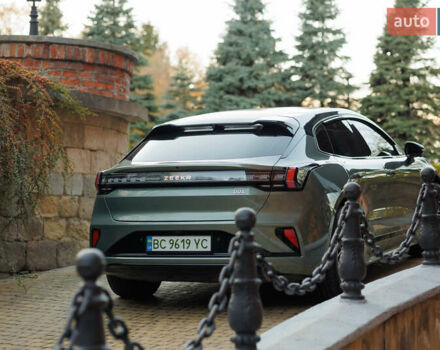 Зелений Zeekr 001, об'ємом двигуна 0 л та пробігом 39 тис. км за 37800 $, фото 1 на Automoto.ua