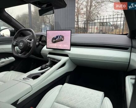 Зелений Zeekr 001, об'ємом двигуна 0 л та пробігом 13 тис. км за 46000 $, фото 39 на Automoto.ua