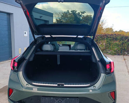 Zeekr 001 2024 в Хмельницком на Automoto.ua Зеленый Zeekr 001, объемом двигателя 0 л и пробегом 13 тыс. км за 45000 $, фото 5 на Automoto.ua