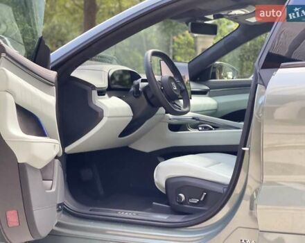 Zeekr 001 2024 у Одесі на Automoto.ua Зелений Zeekr 001, об'ємом двигуна 0 л та пробігом 13 тис. км за 45800 $, фото 5 на Automoto.ua