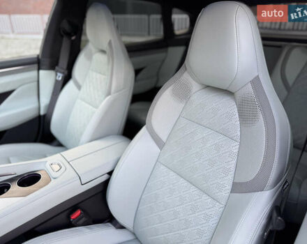 Зелений Zeekr 001, об'ємом двигуна 0 л та пробігом 13 тис. км за 42500 $, фото 9 на Automoto.ua