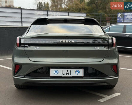 Zeekr 001 2024 у Києві на Automoto.ua Зелений Zeekr 001, об'ємом двигуна 0 л та пробігом 14 тис. км за 44999 $, фото 5 на Automoto.ua