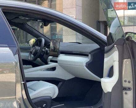 Зелений Zeekr 001, об'ємом двигуна 0 л та пробігом 12 тис. км за 43700 $, фото 5 на Automoto.ua