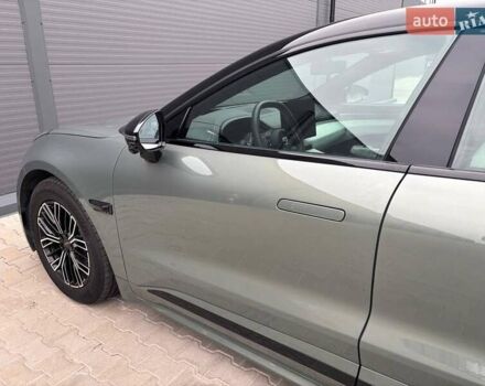 Зелений Zeekr 001, об'ємом двигуна 0 л та пробігом 11 тис. км за 37400 $, фото 10 на Automoto.ua