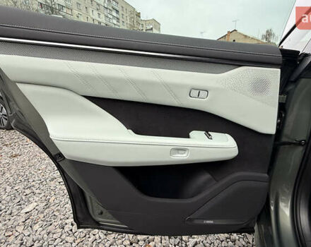 Зелений Zeekr 001, об'ємом двигуна 0 л та пробігом 8 тис. км за 40000 $, фото 25 на Automoto.ua