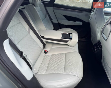 Зелений Zeekr 001, об'ємом двигуна 0 л та пробігом 13 тис. км за 42500 $, фото 13 на Automoto.ua