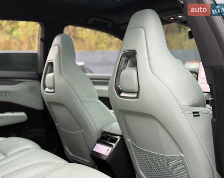 Zeekr 001 2024 у Києві на Automoto.ua Зелений Zeekr 001, об'ємом двигуна 0 л та пробігом 14 тис. км за 44999 $, фото 27 на Automoto.ua