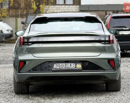 Зелений Zeekr 001, об'ємом двигуна 0 л та пробігом 8 тис. км за 40000 $, фото 9 на Automoto.ua