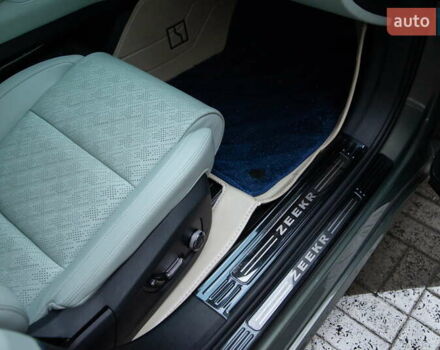 Зелений Zeekr 001, об'ємом двигуна 0 л та пробігом 31 тис. км за 45300 $, фото 19 на Automoto.ua