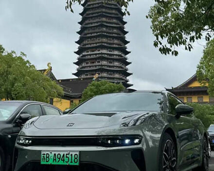 Зеленый Zeekr 001, объемом двигателя 0 л и пробегом 1 тыс. км за 49200 $, фото 1 на Automoto.ua