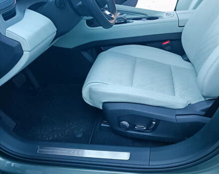 Zeekr 001 2024 в Хмельницком на Automoto.ua Зеленый Zeekr 001, объемом двигателя 0 л и пробегом 13 тыс. км за 45000 $, фото 42 на Automoto.ua