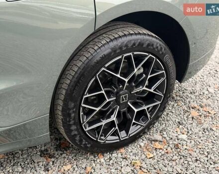 Зелений Zeekr 001, об'ємом двигуна 0 л та пробігом 13 тис. км за 46000 $, фото 24 на Automoto.ua