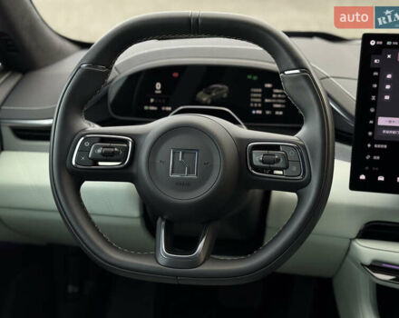 Зелений Zeekr 001, об'ємом двигуна 0 л та пробігом 13 тис. км за 42500 $, фото 18 на Automoto.ua