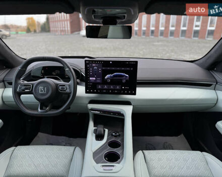 Зелений Zeekr 001, об'ємом двигуна 0 л та пробігом 13 тис. км за 42500 $, фото 19 на Automoto.ua