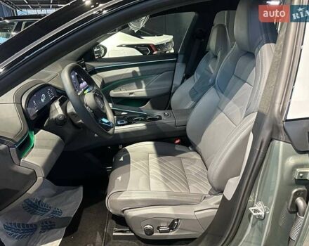 Зеленый Zeekr 001, объемом двигателя 0 л и пробегом 1 тыс. км за 39900 $, фото 12 на Automoto.ua