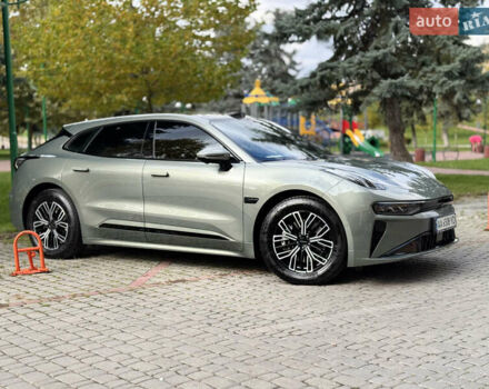 Zeekr 001 2024 в Могилев-Подольском на Automoto.ua Зеленый Zeekr 001, объемом двигателя 0 л и пробегом 7 тыс. км за 41000 $, фото 3 на Automoto.ua