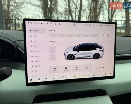 Зелений Zeekr 001, об'ємом двигуна 0 л та пробігом 13 тис. км за 46000 $, фото 44 на Automoto.ua