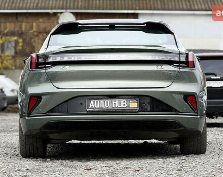 Зелений Zeekr 001, об'ємом двигуна 0 л та пробігом 8 тис. км за 40000 $, фото 10 на Automoto.ua