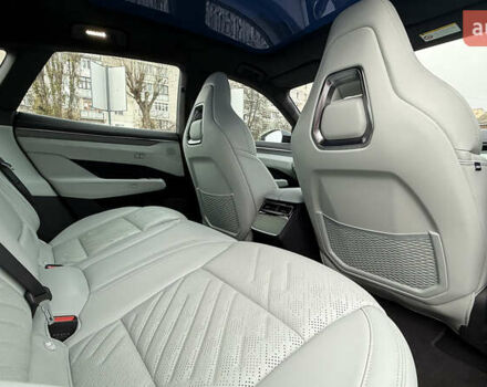 Зелений Zeekr 001, об'ємом двигуна 0 л та пробігом 8 тис. км за 40000 $, фото 31 на Automoto.ua