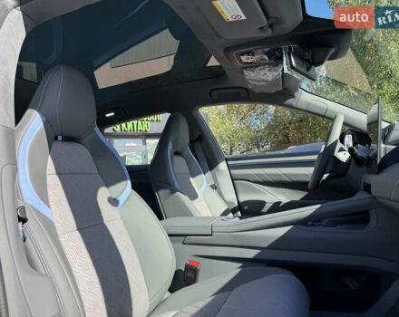 Zeekr 001 2025 у Києві на Automoto.ua Зелений Zeekr 001, об'ємом двигуна 0 л та пробігом 1 тис. км за 46900 $, фото 10 на Automoto.ua