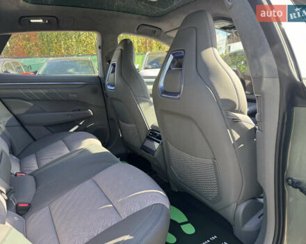 Zeekr 001 2025 у Києві на Automoto.ua Зелений Zeekr 001, об'ємом двигуна 0 л та пробігом 1 тис. км за 46900 $, фото 14 на Automoto.ua