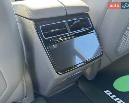 Zeekr 001 2025 у Києві на Automoto.ua Зелений Zeekr 001, об'ємом двигуна 0 л та пробігом 1 тис. км за 46900 $, фото 15 на Automoto.ua