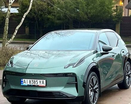 Зелений Zeekr 001, об'ємом двигуна 0 л та пробігом 10 тис. км за 29999 $, фото 1 на Automoto.ua