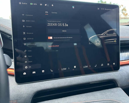 Оранжевый Zeekr 001, объемом двигателя 0 л и пробегом 23 тыс. км за 42000 $, фото 17 на Automoto.ua