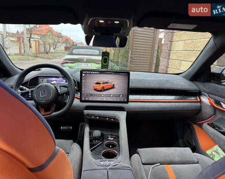 Оранжевый Zeekr 001, объемом двигателя 0 л и пробегом 9 тыс. км за 46000 $, фото 3 на Automoto.ua